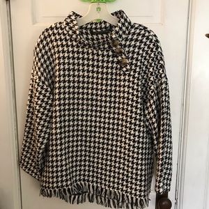 Zara b&w houndstooth cotton top